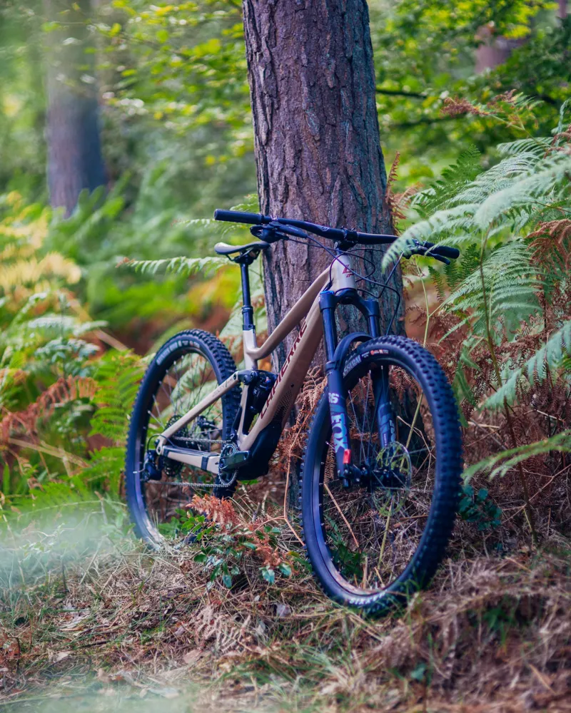 Lapierre Zesty AM CF 7. 9 Full Suspension Mountain Bike Beige-8